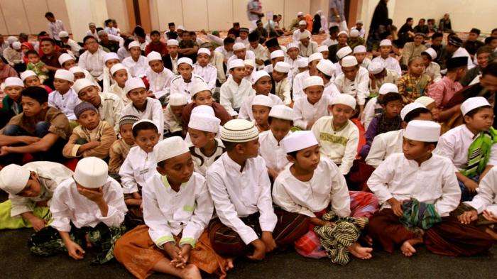 bukber-di-panti-asuhan